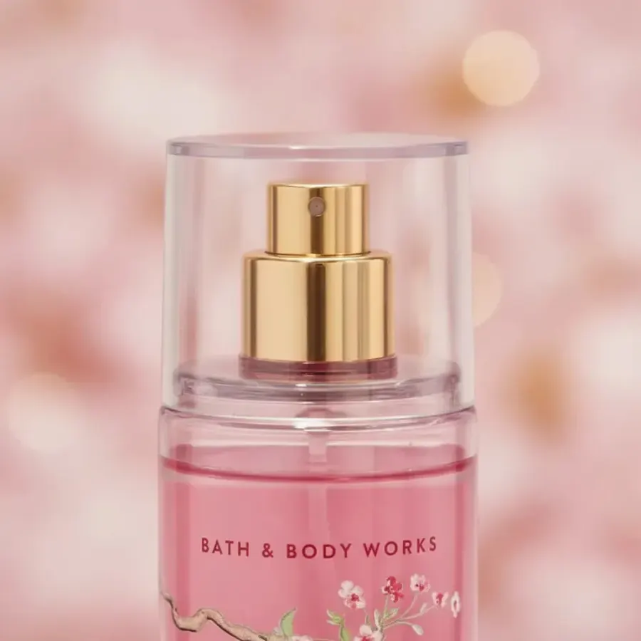 Body Mist Bath And Body Works Forever Cherry Blossom — foto 5