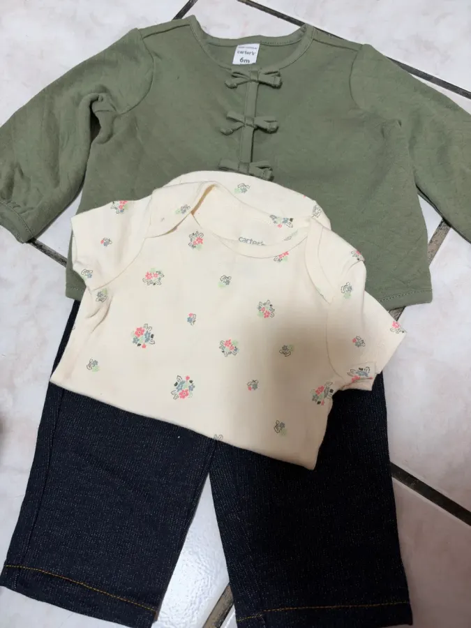 Conjunto Carter’s Fem